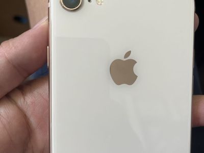 Apple iPhone 8, Gold Unlocked.so nice