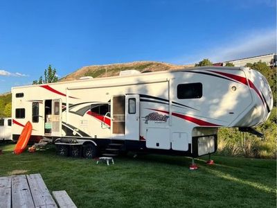 2013 Attitude, 5Th Wheel Toy Hauler