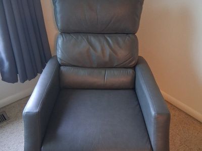 Recliner Swivel-Glider Gray