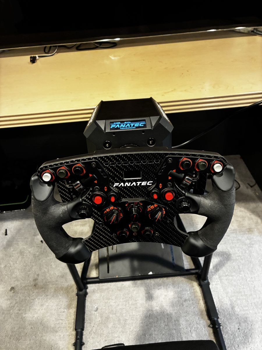 Fanatec podium dd1 20nm racing sim wheel base clubsport wheel