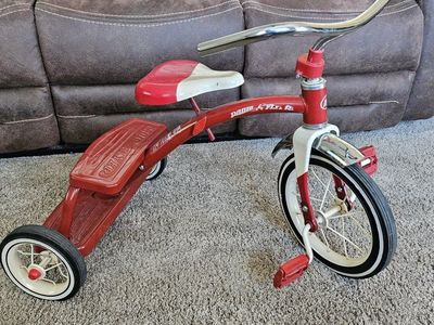 Vintage Radio Flyer Tricycle Red & White Steel Frame Classic Kids Pedal Trike