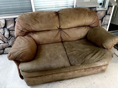 Free Comfortable Sofa / Loveseat