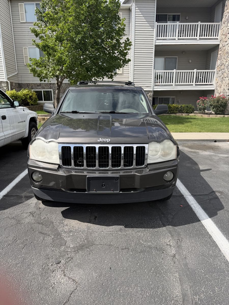 2006 Jeep Grand Cherokee Laredo
