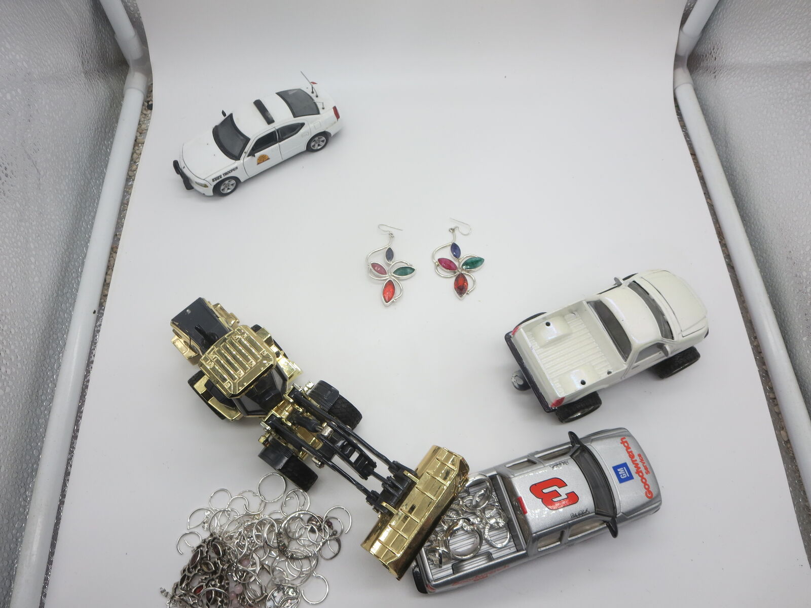 Beautiful Sterling Silver flower multi color gemstones