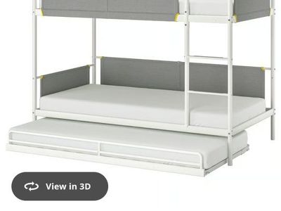 Bunk beds+extra bed+2lamps+2pockets