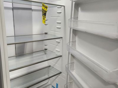 BRAND NEW! FRIGIDAIRE 21 CF UPRIGHT FROST FREE FREEZER