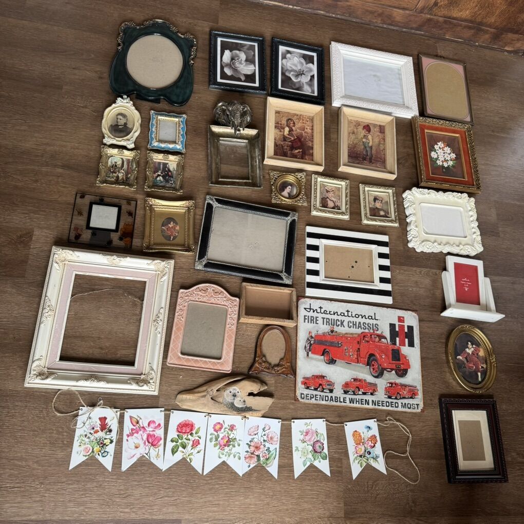 Gallery Wall Vintage Gold Small Picture Frames