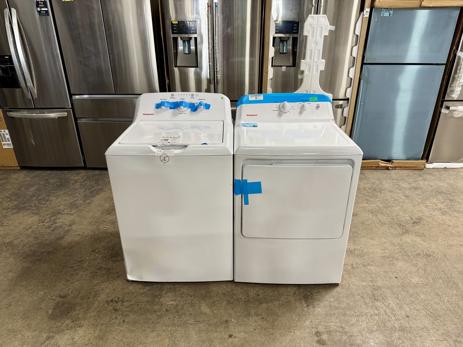 HOTPOINT TOP LOAD WASHER AND DRYER SET