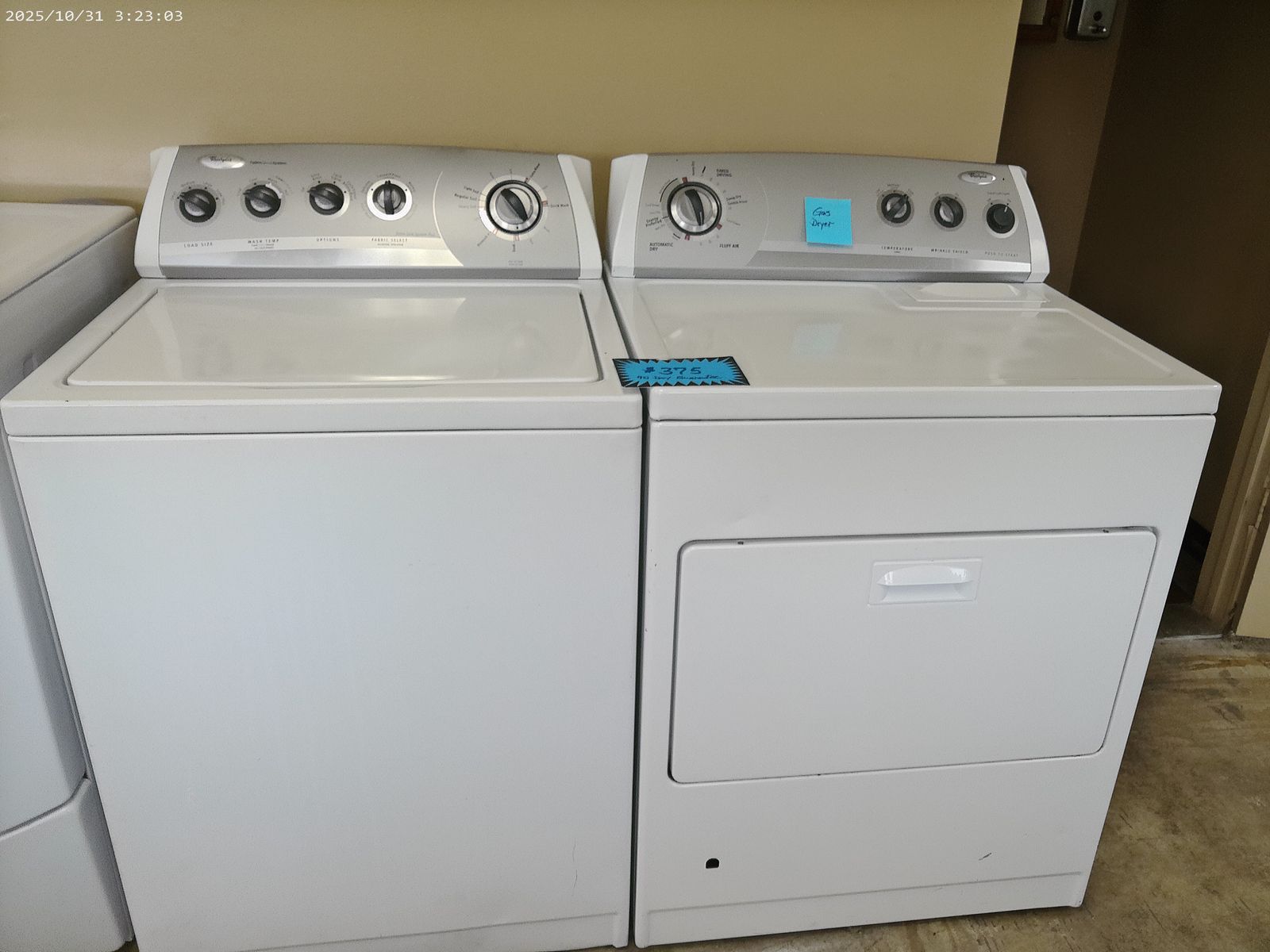 Extra Large Capacity~Top Load Washer and GAS Dryer~90 Day Guarantee