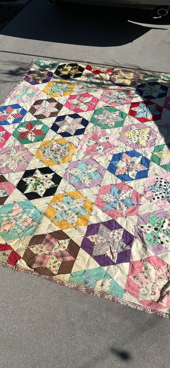 Vintage Cotton Detailed Hand Made Quilt STAR PATTERN Bedspread