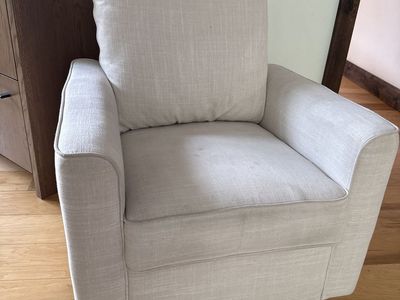 Rocking Swivel Chair Million Dollar Baby Nursing Chair