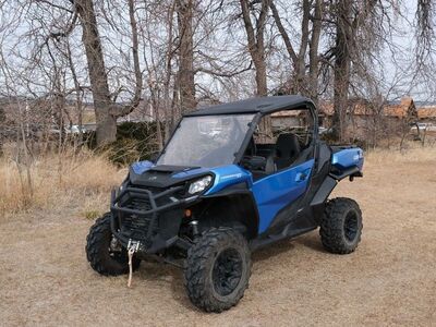2023 Can-Am Commander XT 700