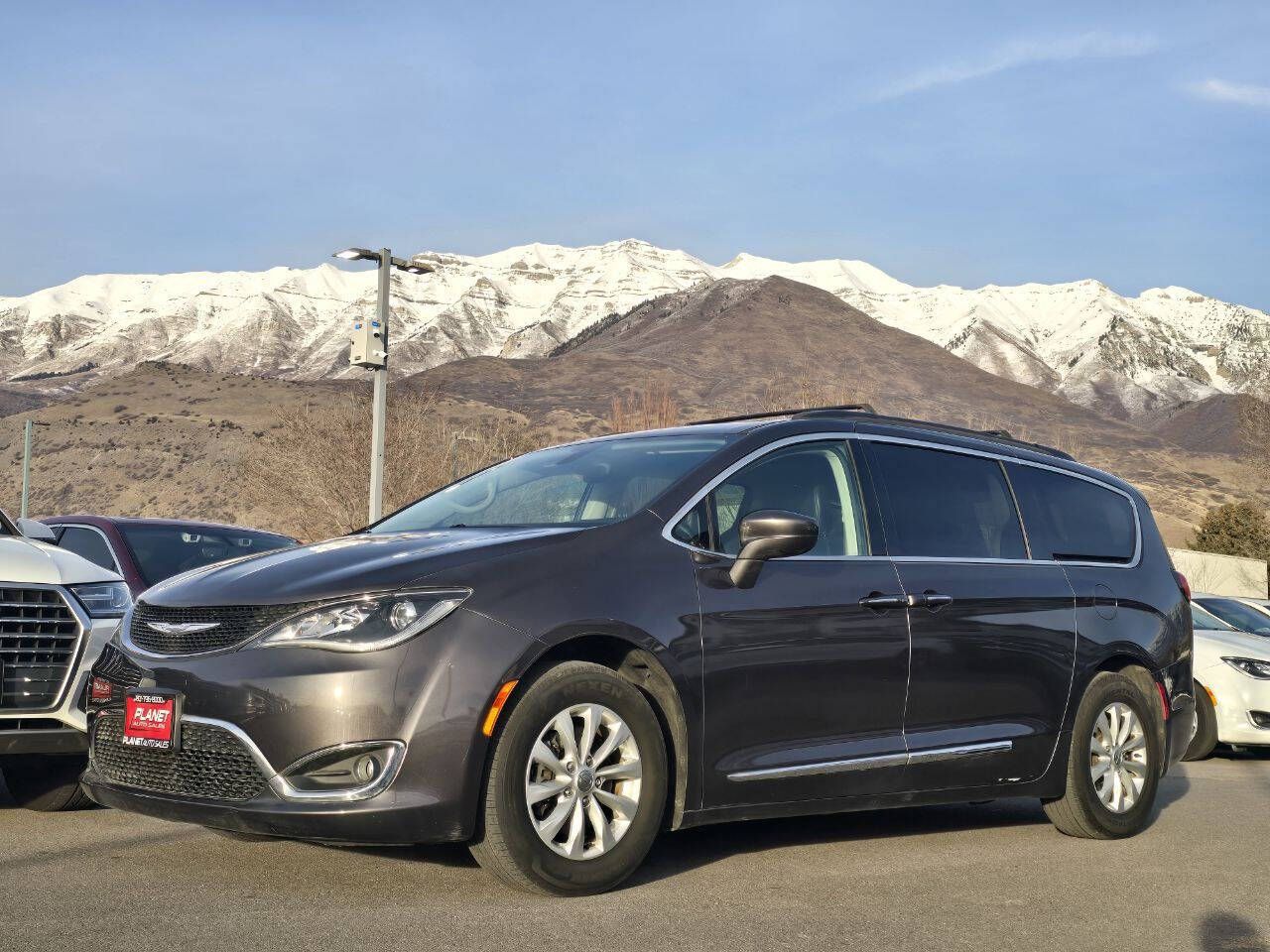 2017 Chrysler Pacifica Touring-L