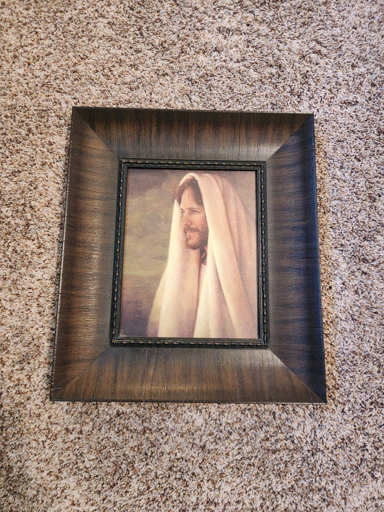 Main image 3