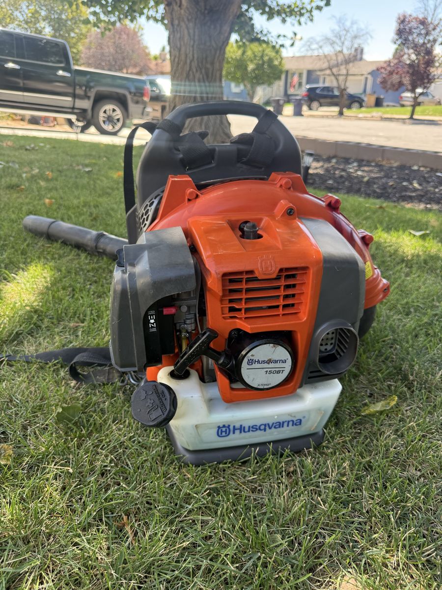 His qvarna 150BT Backpack Leaf Blower - Gas Powere