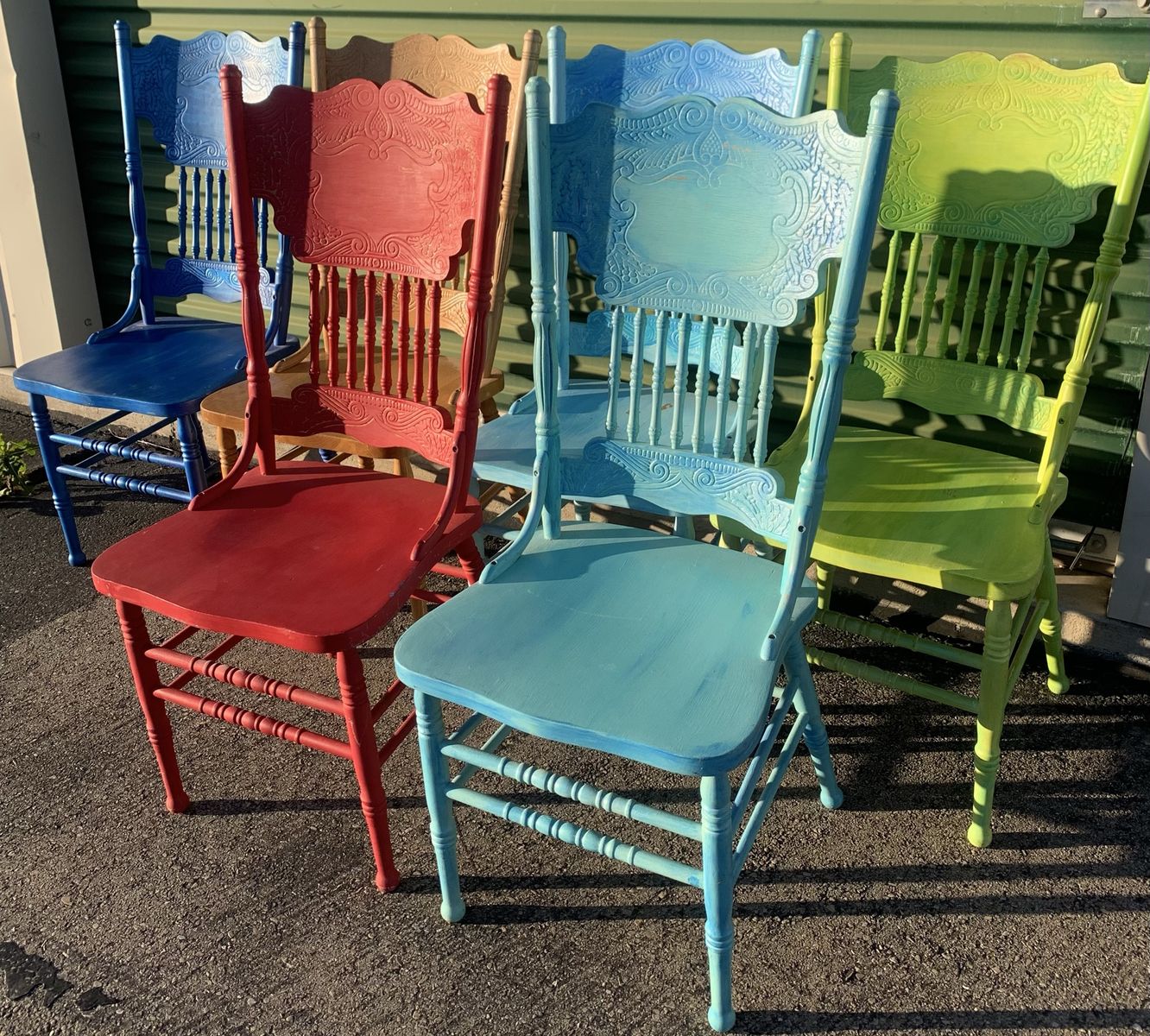 Darling Set Of 6 Vintage colorful chairs