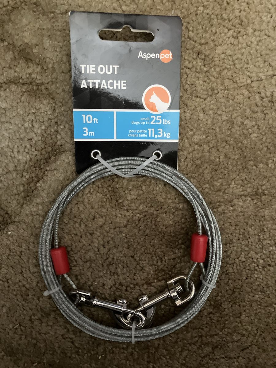 Aspenpet 10ft Tie-Out Cable for Small Dogs (up to 25lbs)