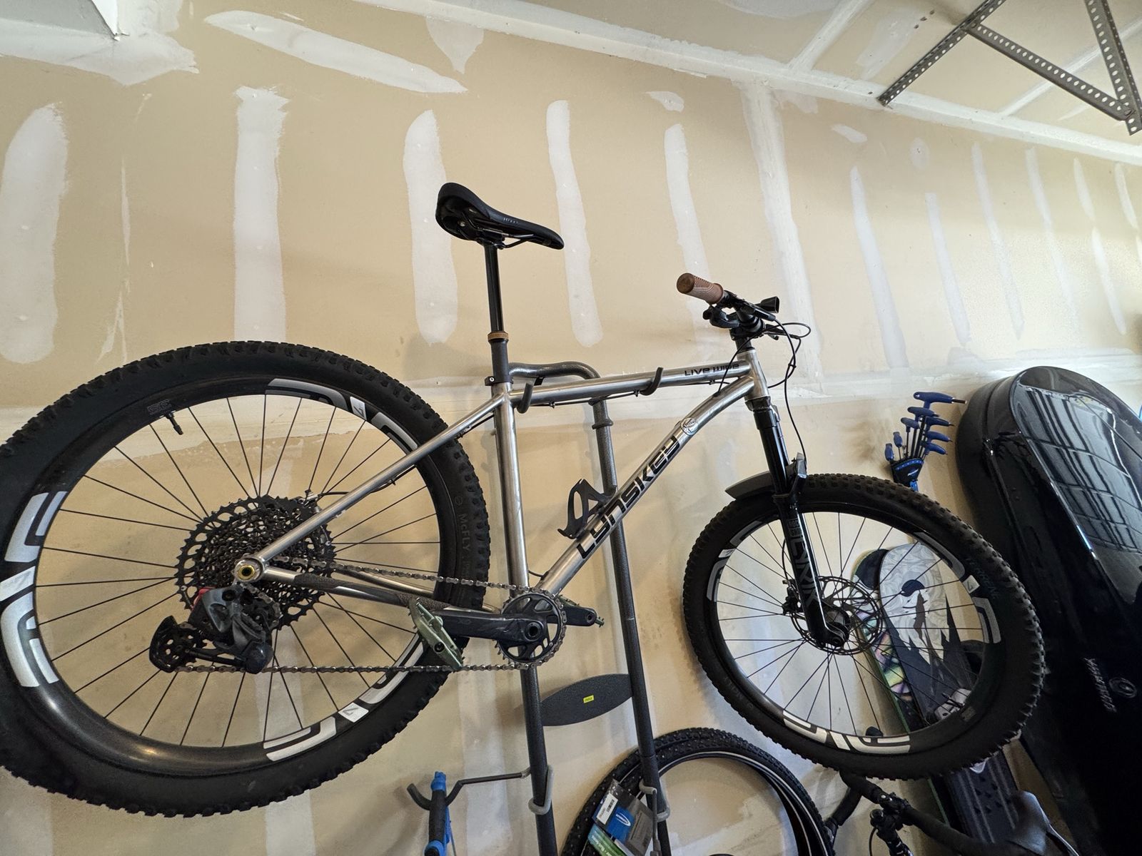 Lynskey Titanium Livewire Mountain Bike Size L - GX AXS Groupset - Carbon Enve Wheels