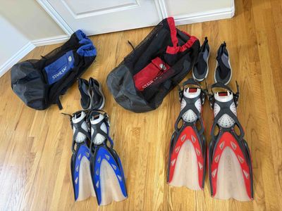Snorkeling/SCUBA fins 2 kits - 2 -a red and a blue pair (All)