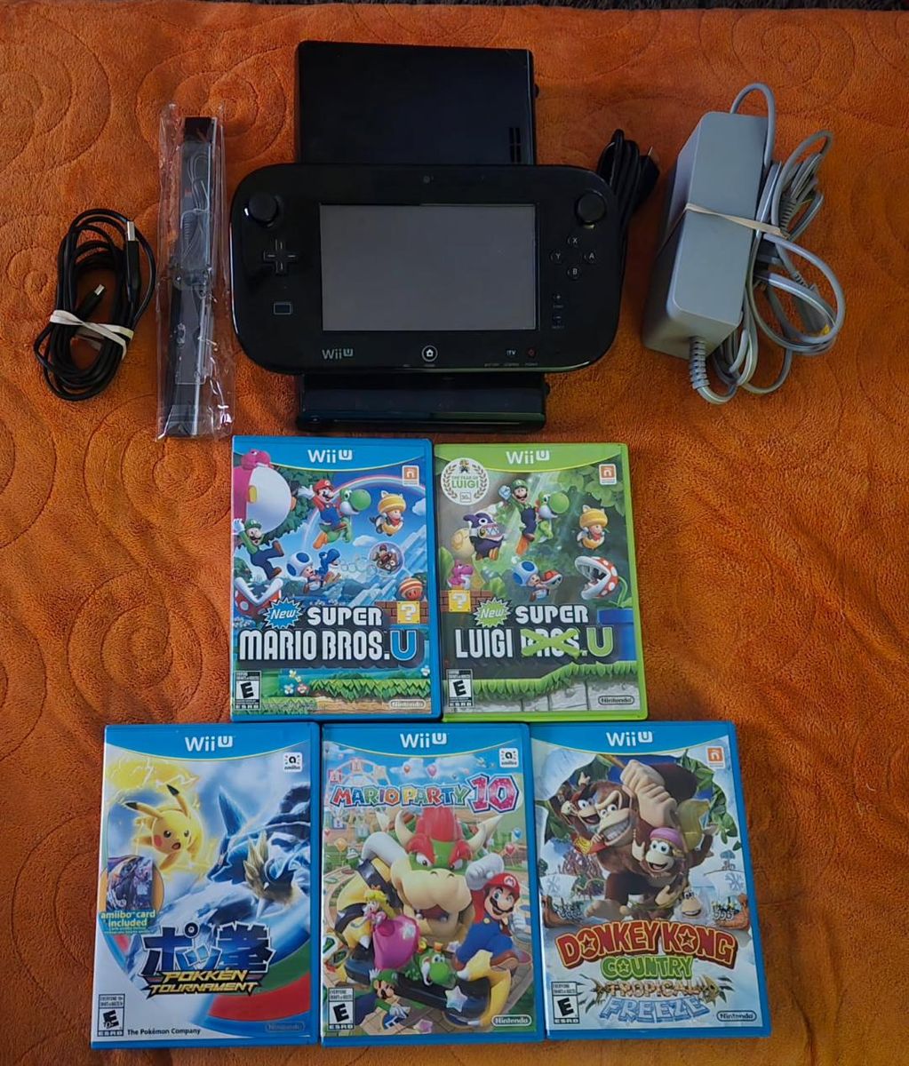Wii U Deluxe with 5 games! trades considered~!