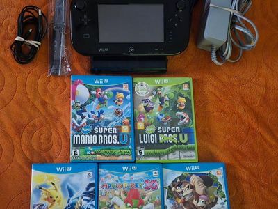 Wii U Deluxe with 5 games! trades considered~!