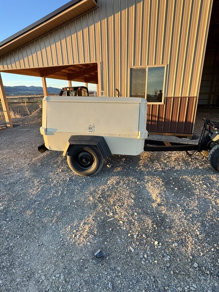 Ingersoll Rand P185WJD Air Compressor