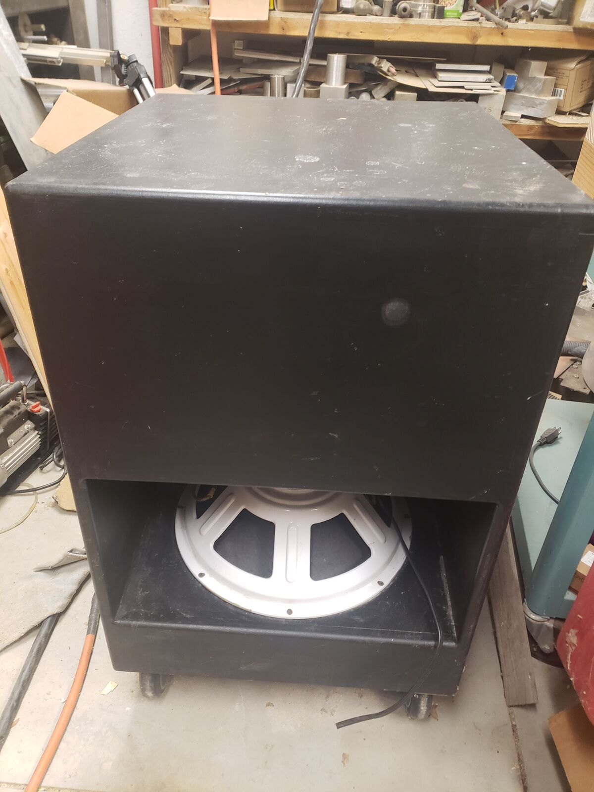 High-Output 14” Subwoofer – Serious Bass (Great for Events / DJs)
