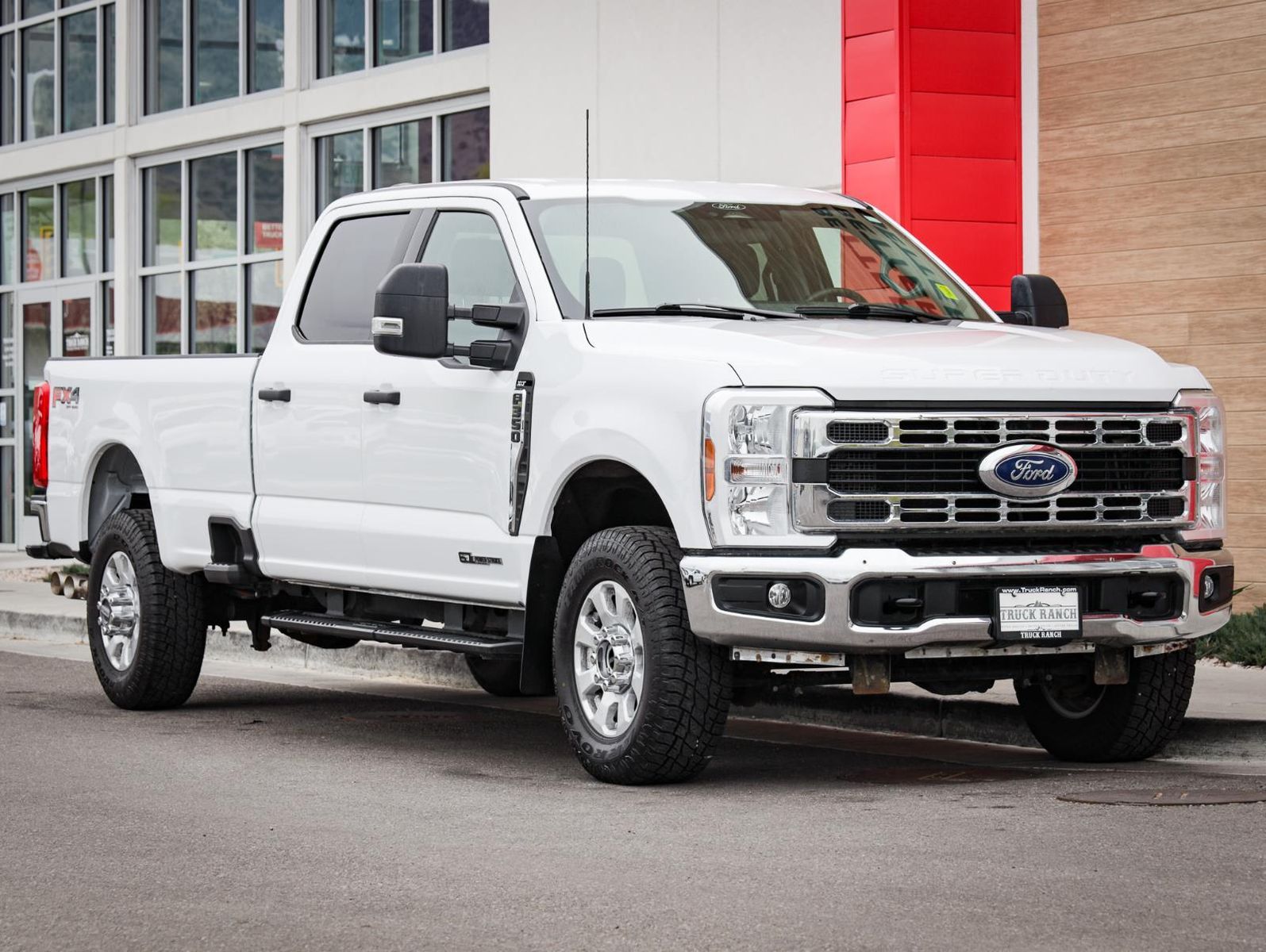 2024 Ford F-350 Super Duty XLT