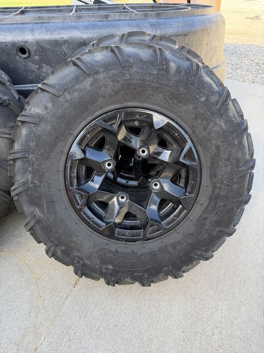 Polaris tires and wheels