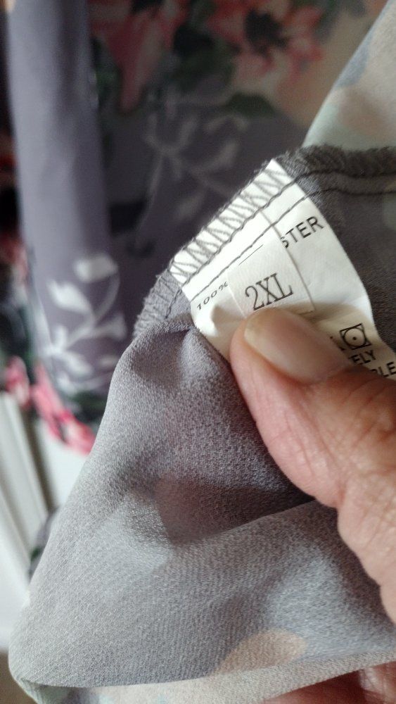 Beautiful Gray Floral Kimono Cardigan - Size 2XL, Lightweight Polyester