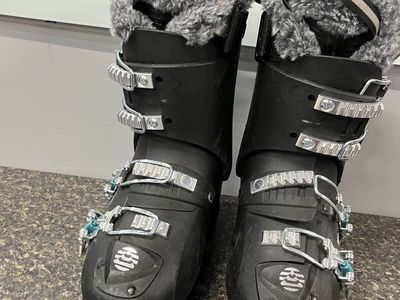 Used Alpina X5 Ski Boot - 22.5MP