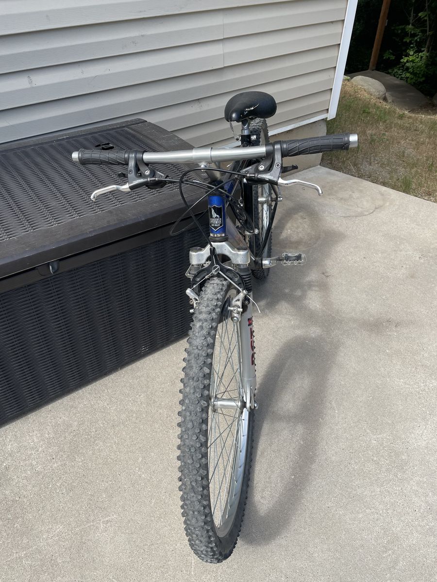 Mountain bike with 26 inch tires
