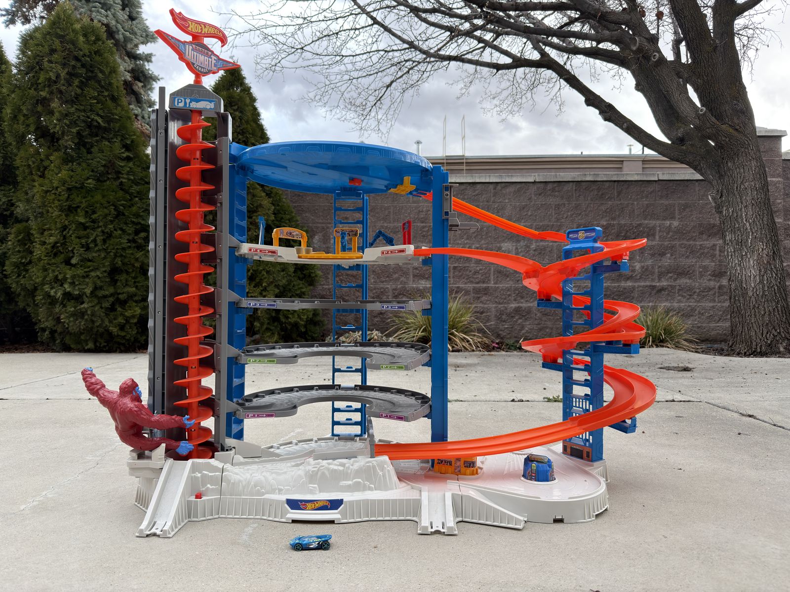 Hot Wheels Super Ultimate Garage Play Set