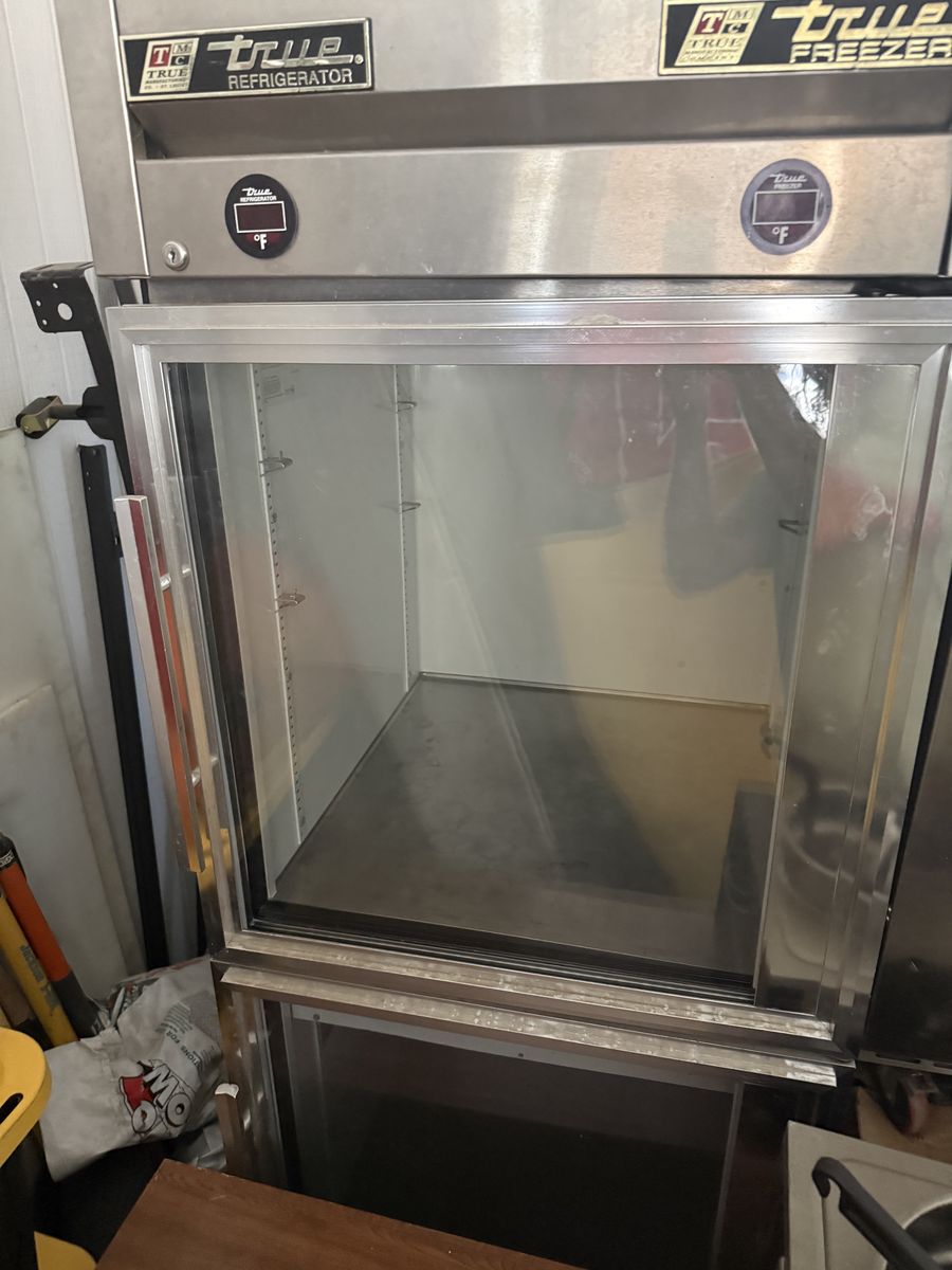 True dual temp refrigerator/freezer