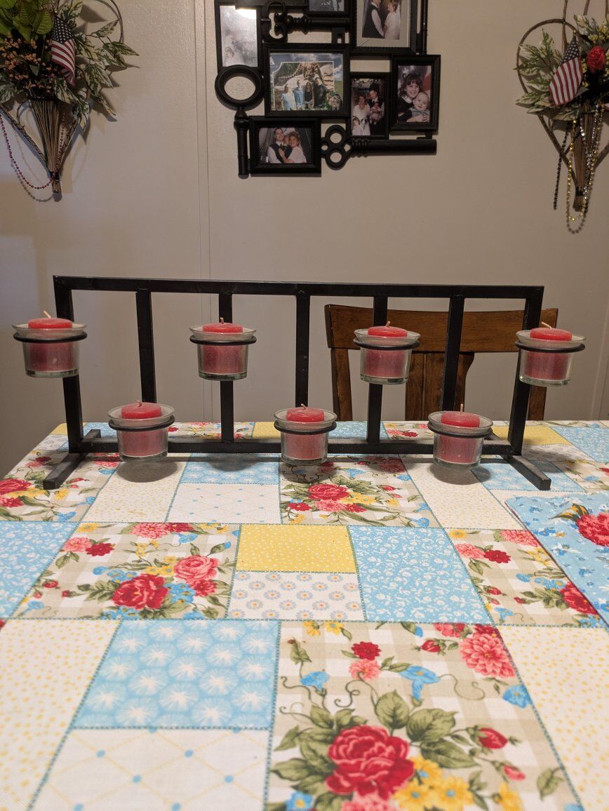 Wrought iron candle houlder (candles included)