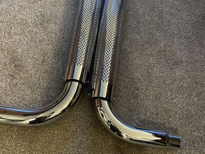 Side Pipes Or Stacks