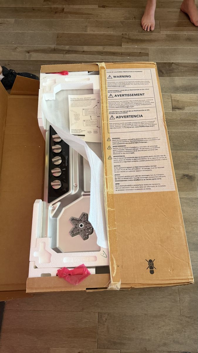 Thermador Stainless Steel Gas Cooktop - New, Unused, Still in Box