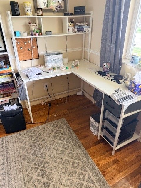 Corner Desk