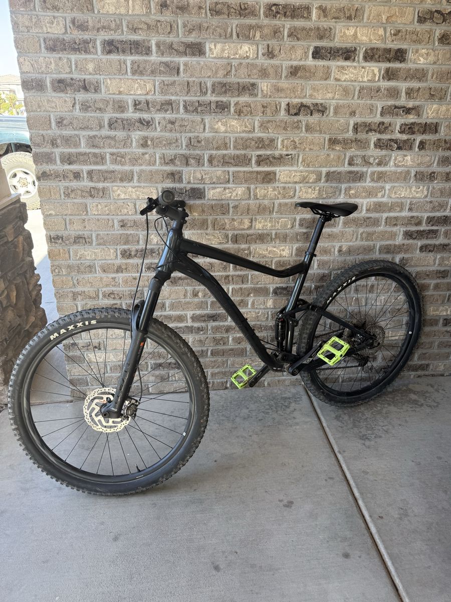 Giant Stance 29 2 Mountain Bike - Full Suspension XL