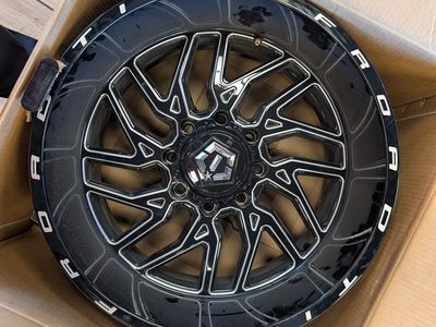 New Tis Wheels 22x12 8-180