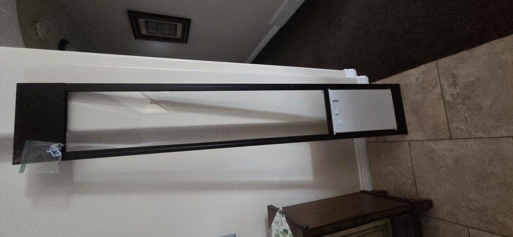 sliding glass door pet door.