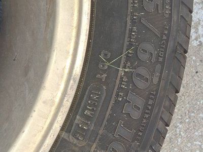 2 16 inch 5x114.3 honda wheels with 215 60 16