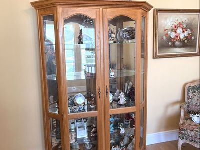 Curio cabinet