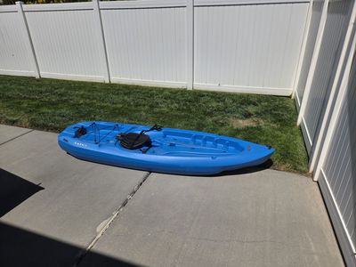 Two Lifetime Lotus Sit-On-Top Kayak with Paddle