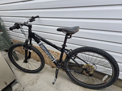 Specialized Hardrock Mountain Bike - Black, Full Suspension, Used