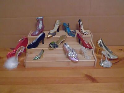 Mini high-heeled shoes -- collectible