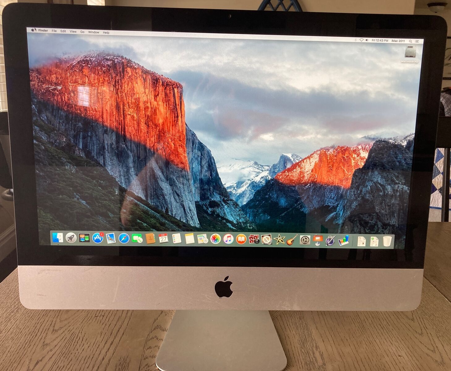 iMac 21.5" (mid 2011)