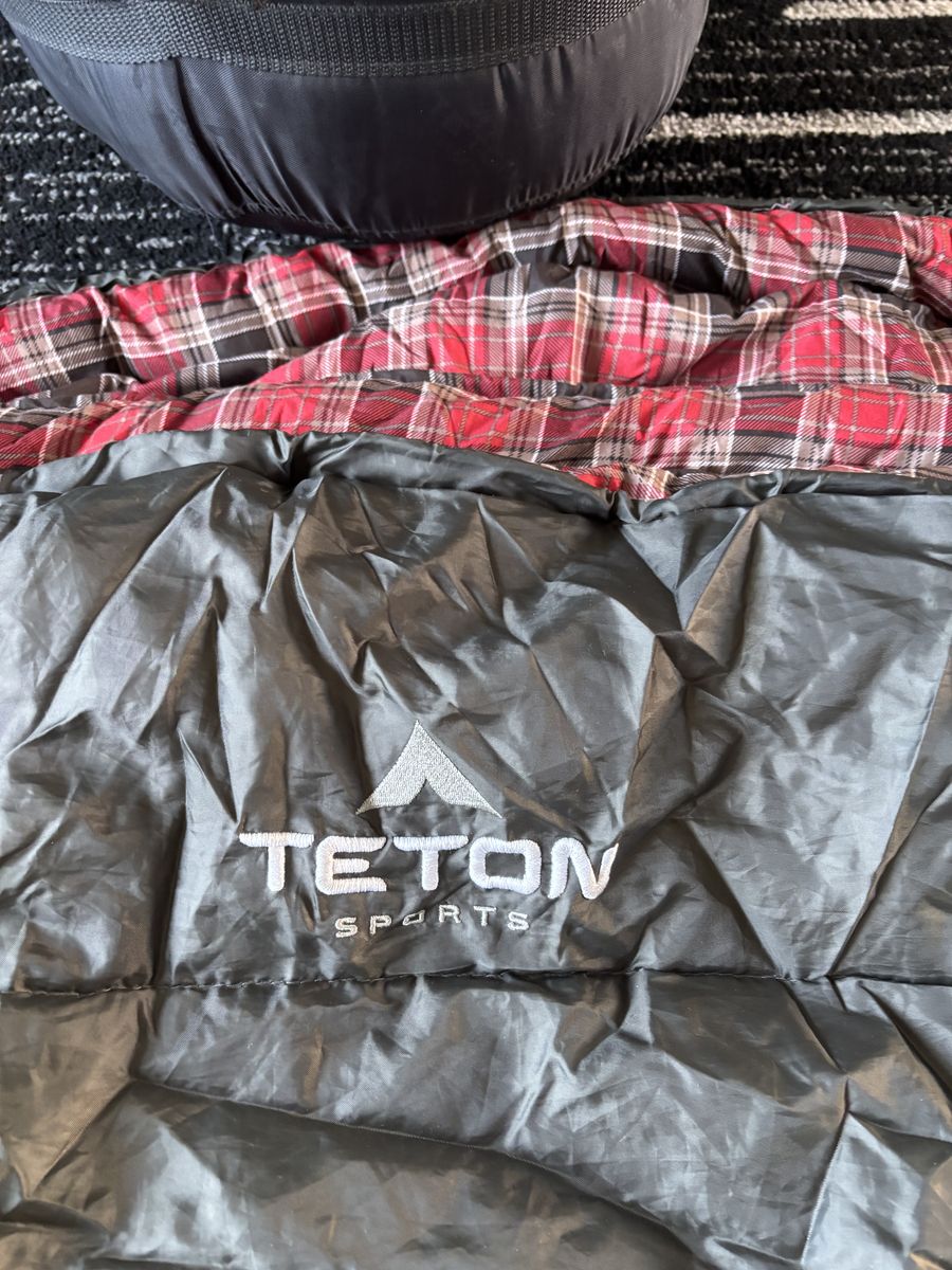 2 LX Adult 0 Degree Sleeping Bags