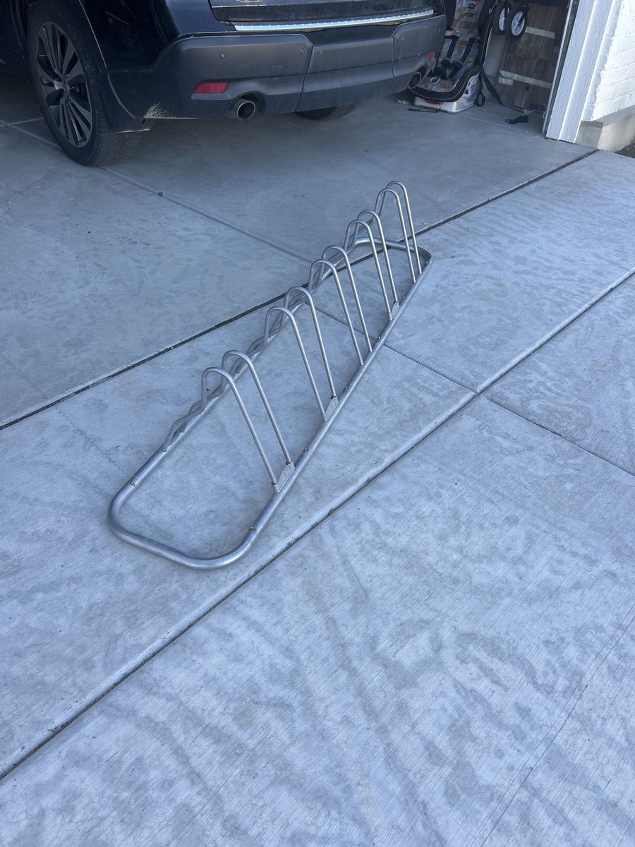 Universal Metal Bicycle Rack - Floor Stand for 5 Bikes, Gray