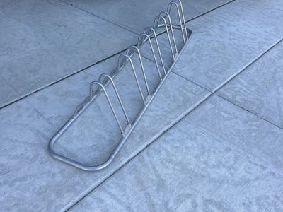 Universal Metal Bicycle Rack - Floor Stand for 5 Bikes, Gray
